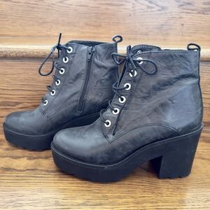 Topshop Platform Biker Boot in Black Leather 39 NWOT